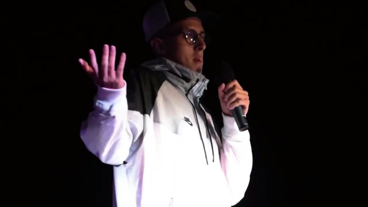 En un abrir y cerrar de ojos | Joaco López | TEDxEsquel