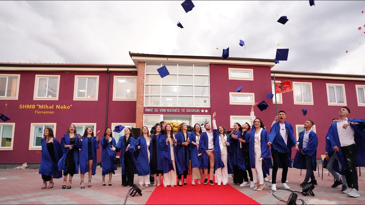 MATURA 2023 // Ceremonia e Diplomimit // Momentet e Fundit nga Gjimnazi
