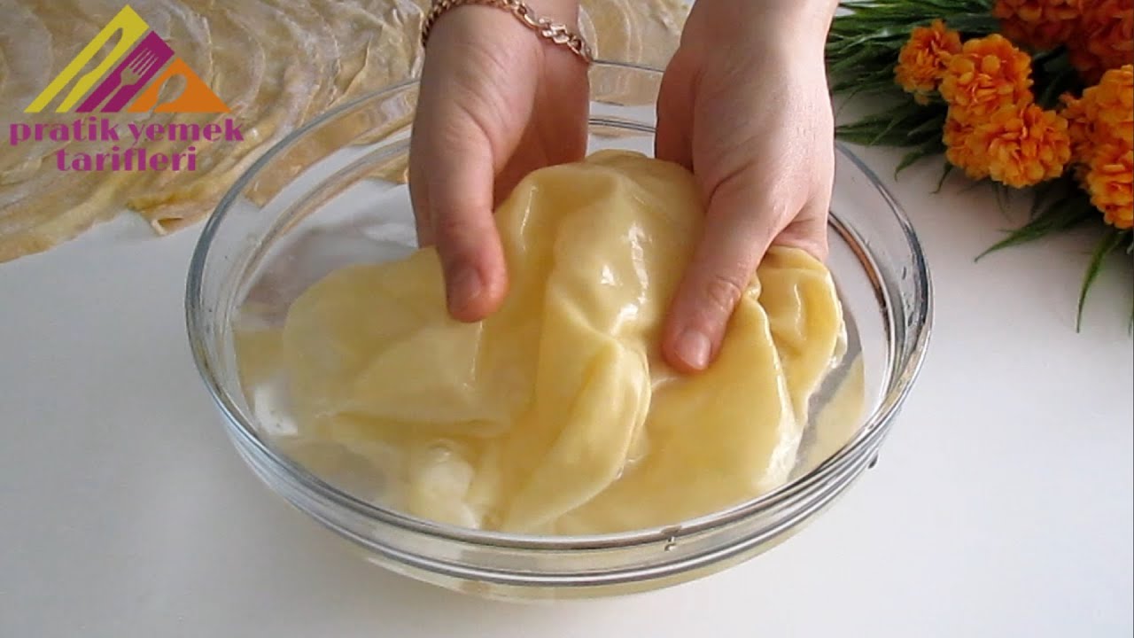 Положите тесто в воду и результат будет потрясающим! Невероятно вкусный рецепт.