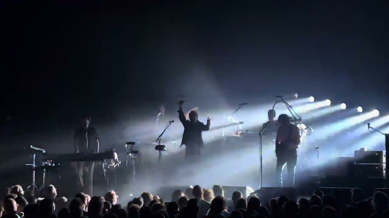 dEUS-How To Replace It, live on the 9th  of November 2023 in the Oosterpoort,Groningen.