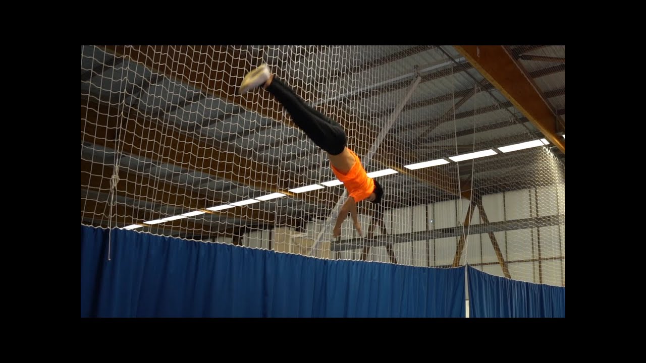 02   La Section Sportive Scolaire Gymnastique option Trampoline du collège Saint-Exupéry