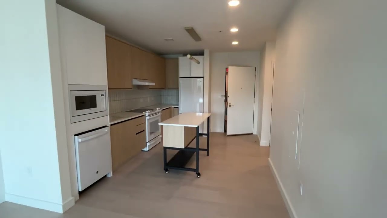 Bisby, Newport, 1B1B+Terrace Unit 2011