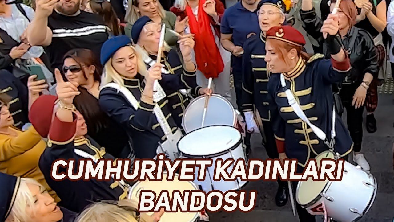 CUMHURİYET KADINLARI BANDOSU