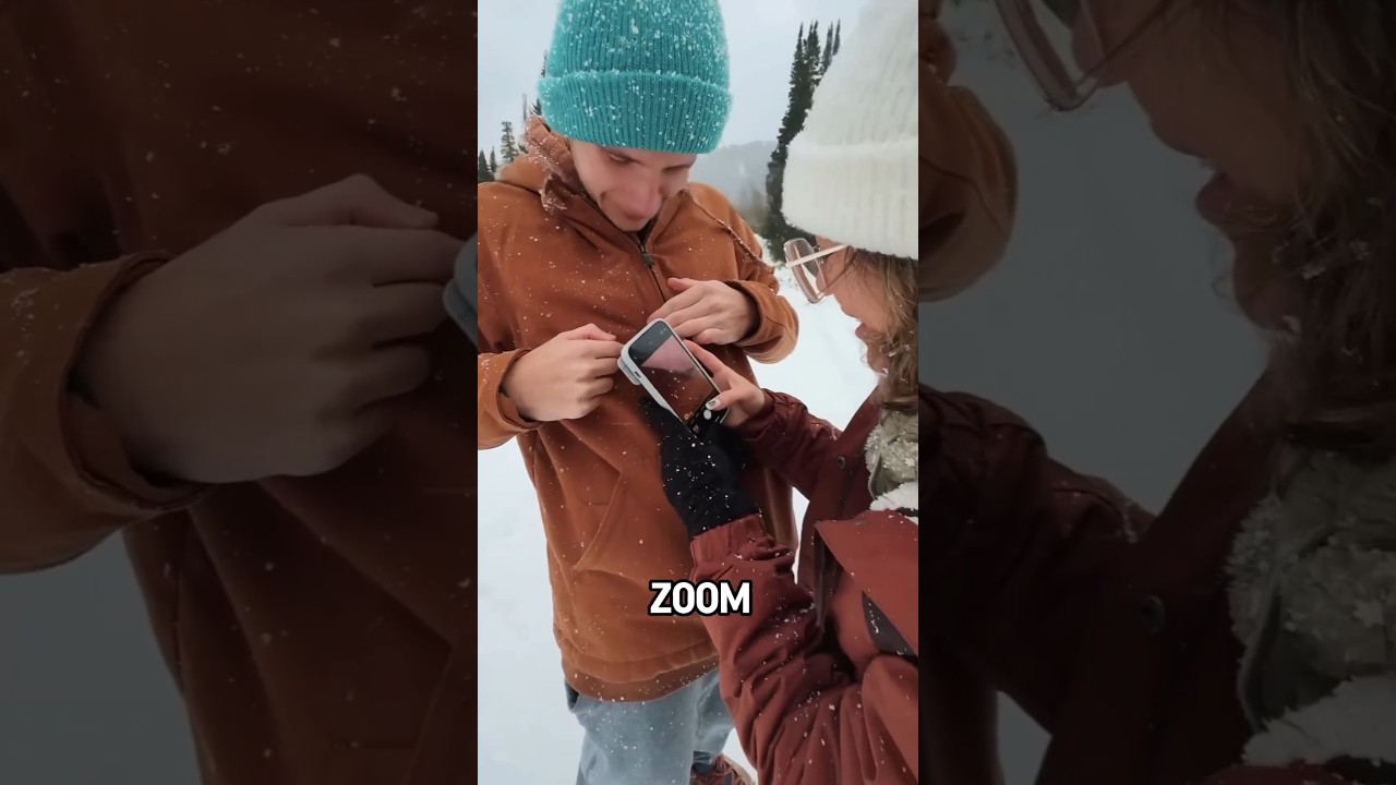 Эта снежинка падает только на определённых людей ❄️😳