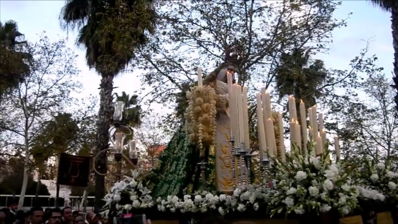 PROCESIÓN DE NTRA SRA DEL ROSARIO Y ESPERANZA  SEVILLA ESTE 2015. BM LAS GOLONDRINAS DE VÉLEZ-MÁLAGA