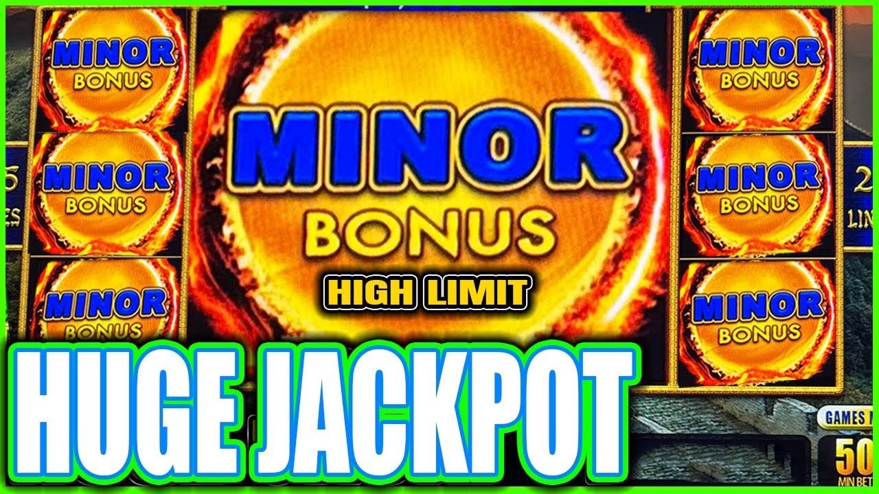 OMG SHE HIT THE MINOR JACKPOT! Autumn Moon Dragon Link Slot