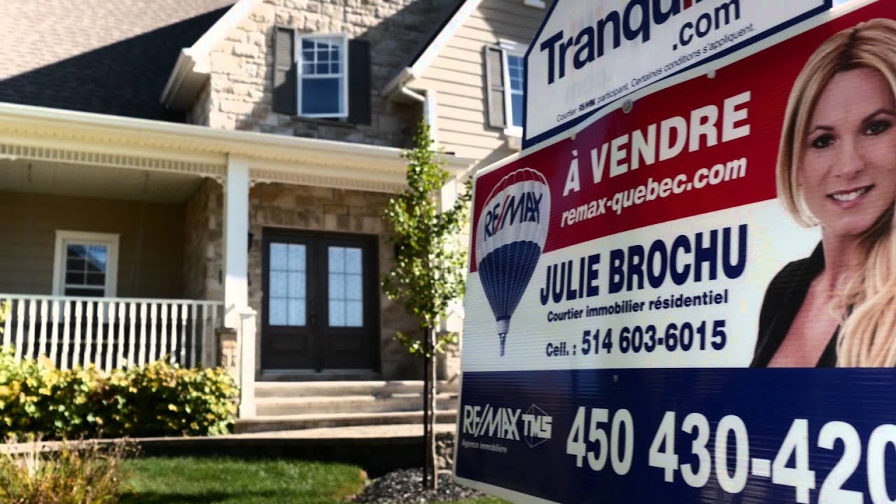 Julie Brochu Courtier Immobilier REMAX TMS
