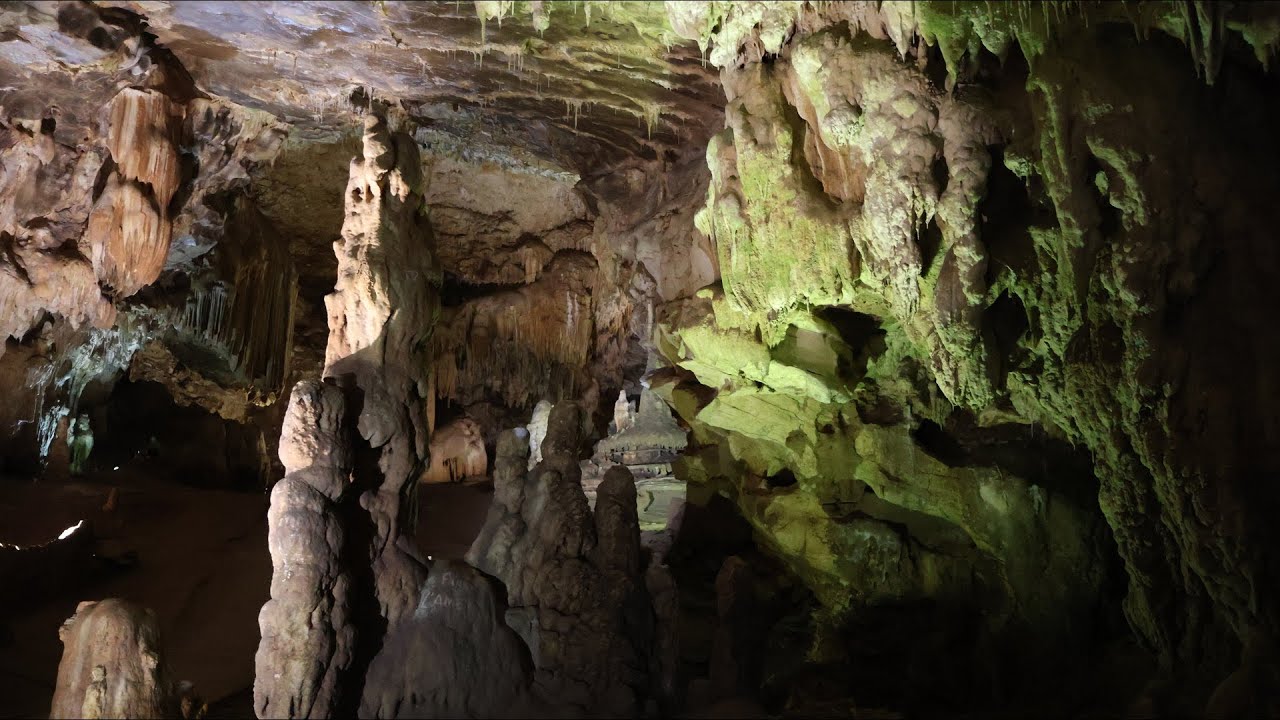 Grottes de Castelcivita sentier obscur