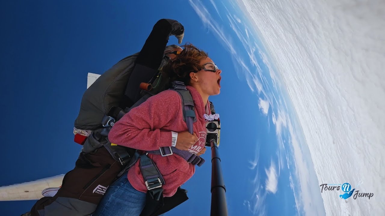 Saut en parachute - Mer de nuage