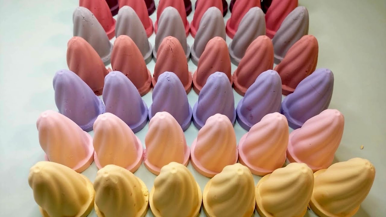 Colourful Baking Soda Ice Cream Shapes