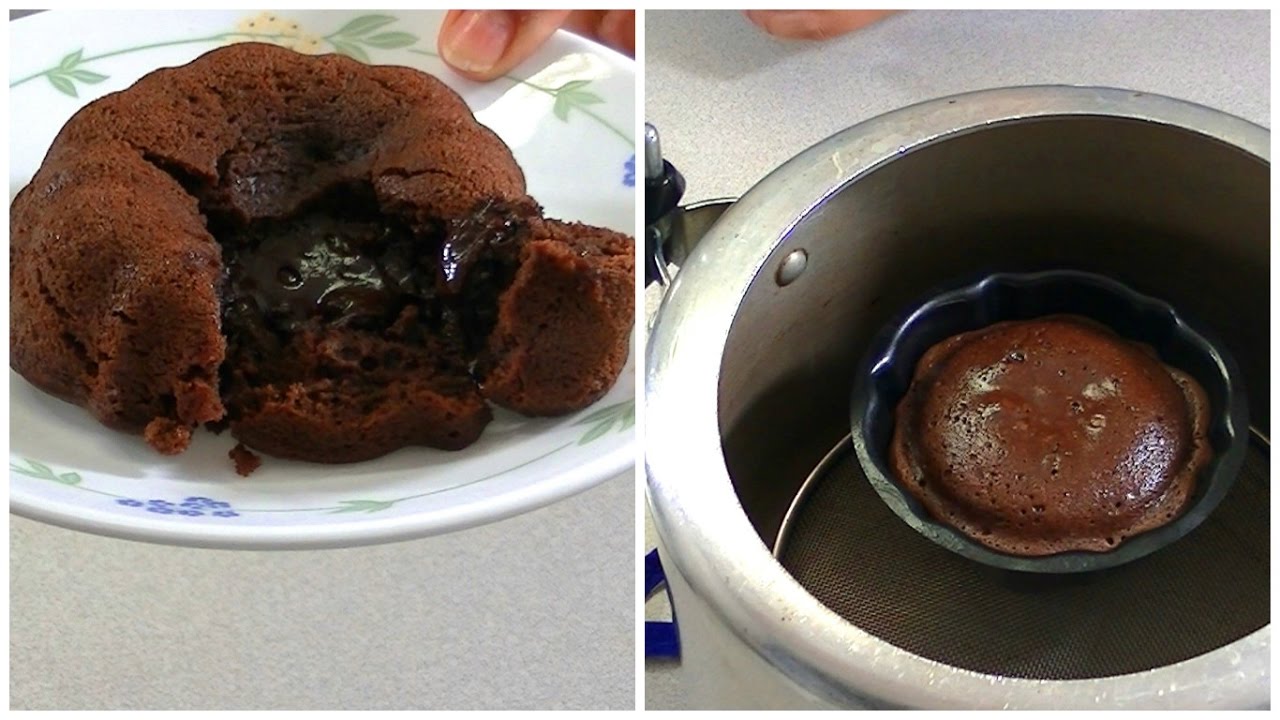 Molten Lava Cake In Cooker - लावा केक कुकर में बनाये