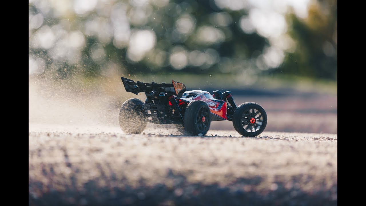 ARRMA TYPHON 4x4 3S BLX // BMX TRACK ATTACK