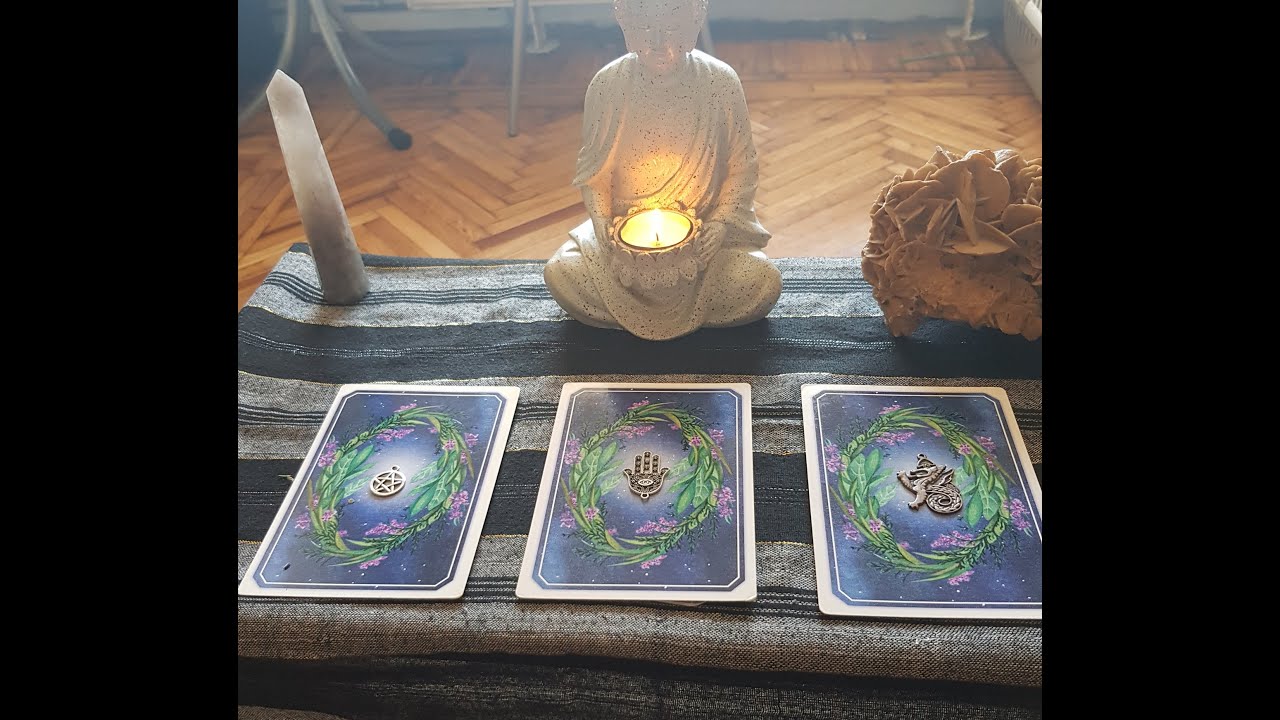 Pick a card reading: Divine guidance 2020 style