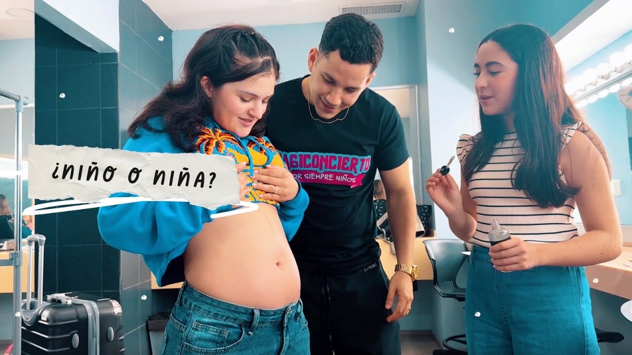 Experimentos para saber si es niña o niño con @LARA CAMPOS y @Saritah Bebé | Familia Meñiques