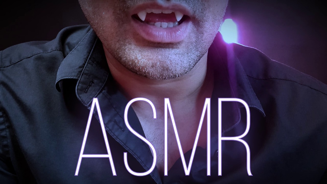 ASMR Ролевая игра «Вампирское личное внимание» 🦇 | Звуки дождя, потрескивание огня и сердцебиение...