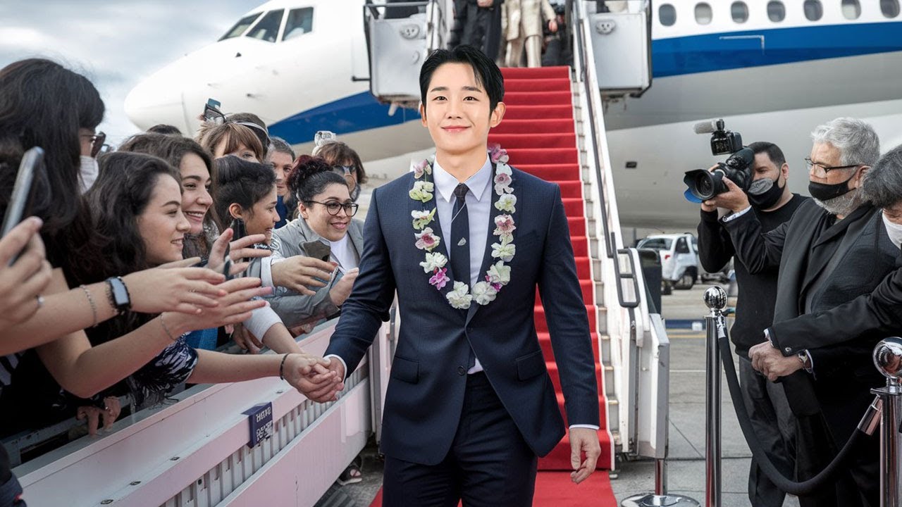 Что случилось? Чон Хэ Ин преподнес особый сюрприз миллионам поклонников в этой стране!