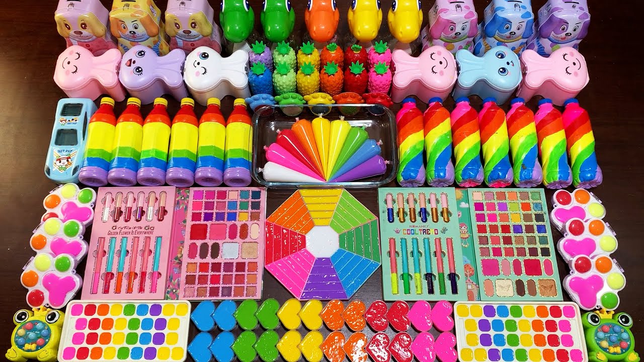 RELAXING WITH CLAY PIPING BAGS AND GLITTER AND EYE SHADOW ! Mixing Random Things Into Slime #4785