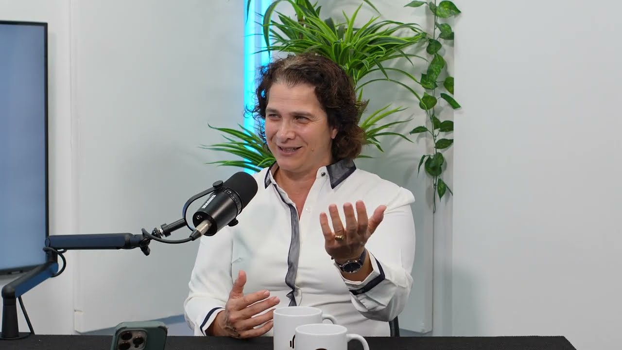 כיצד מכונות התודעה עובדות? עם פרופסור קרין נהון