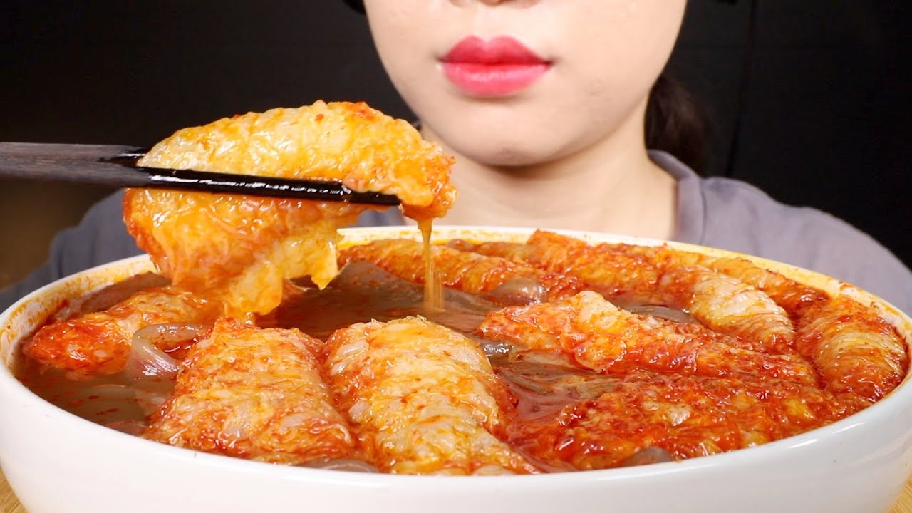 ASMR Malatang with Fried Bean Curd Rolls and Wide Glass Noodles Eating Sounds Mukbang