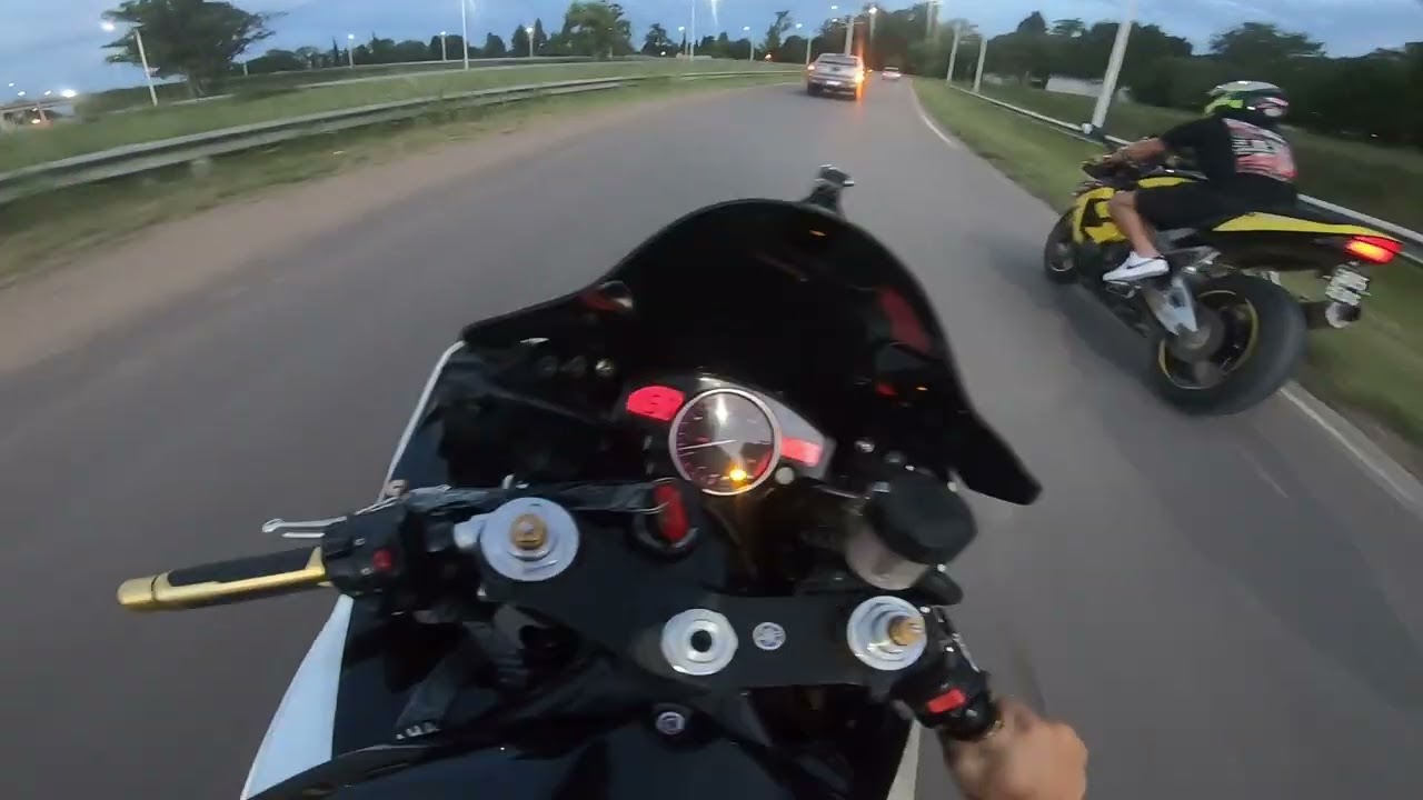 YAMAHA R6// CBR 929 RUTA// 🔊SONIDO PURO🔊🔥POPS🔥