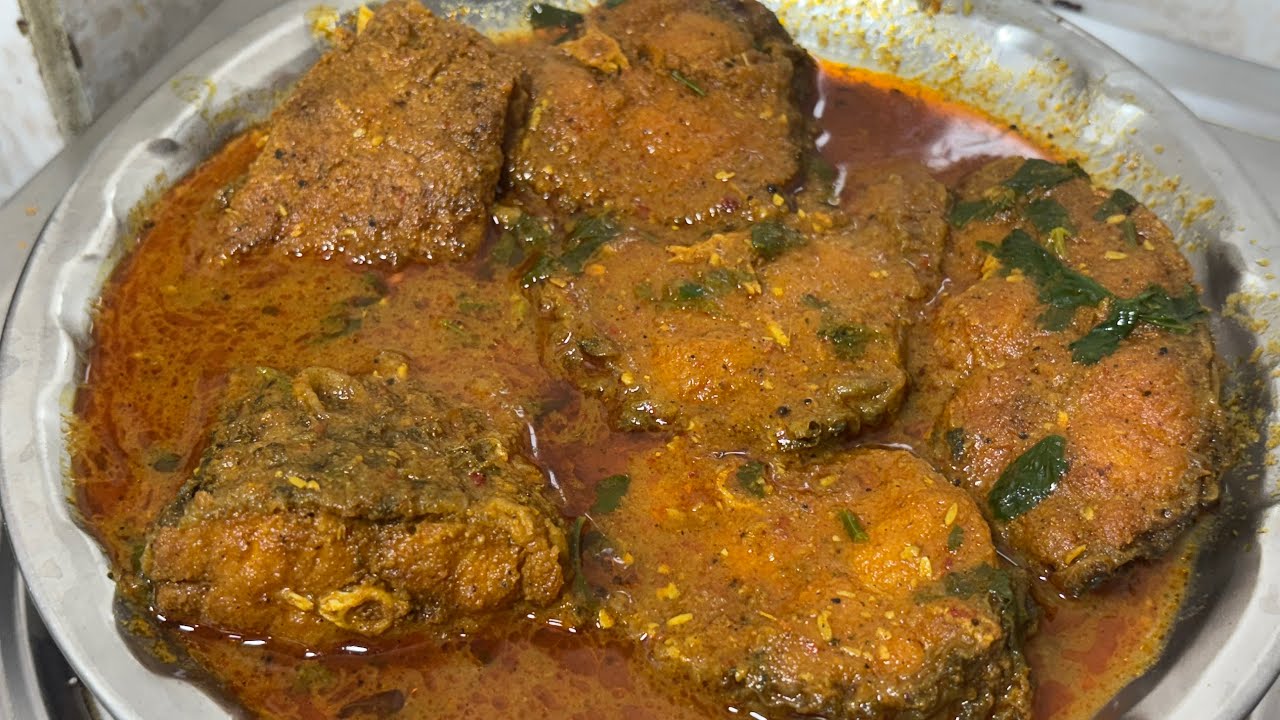 Lajawab fish gravy recipe || how to make fish gravy || in our style #Thekitchenqueen