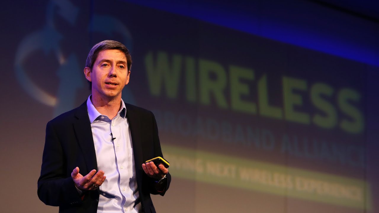 Leveraging Wi-Fi for Neutral Host Deployments - Enrique Farfan, Fon