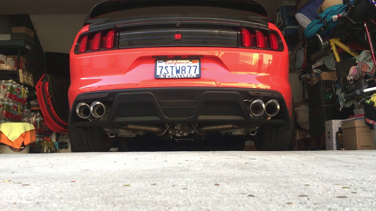 Corsa 2016 Mustang GT Extreme Cold start (Quad Tip)
