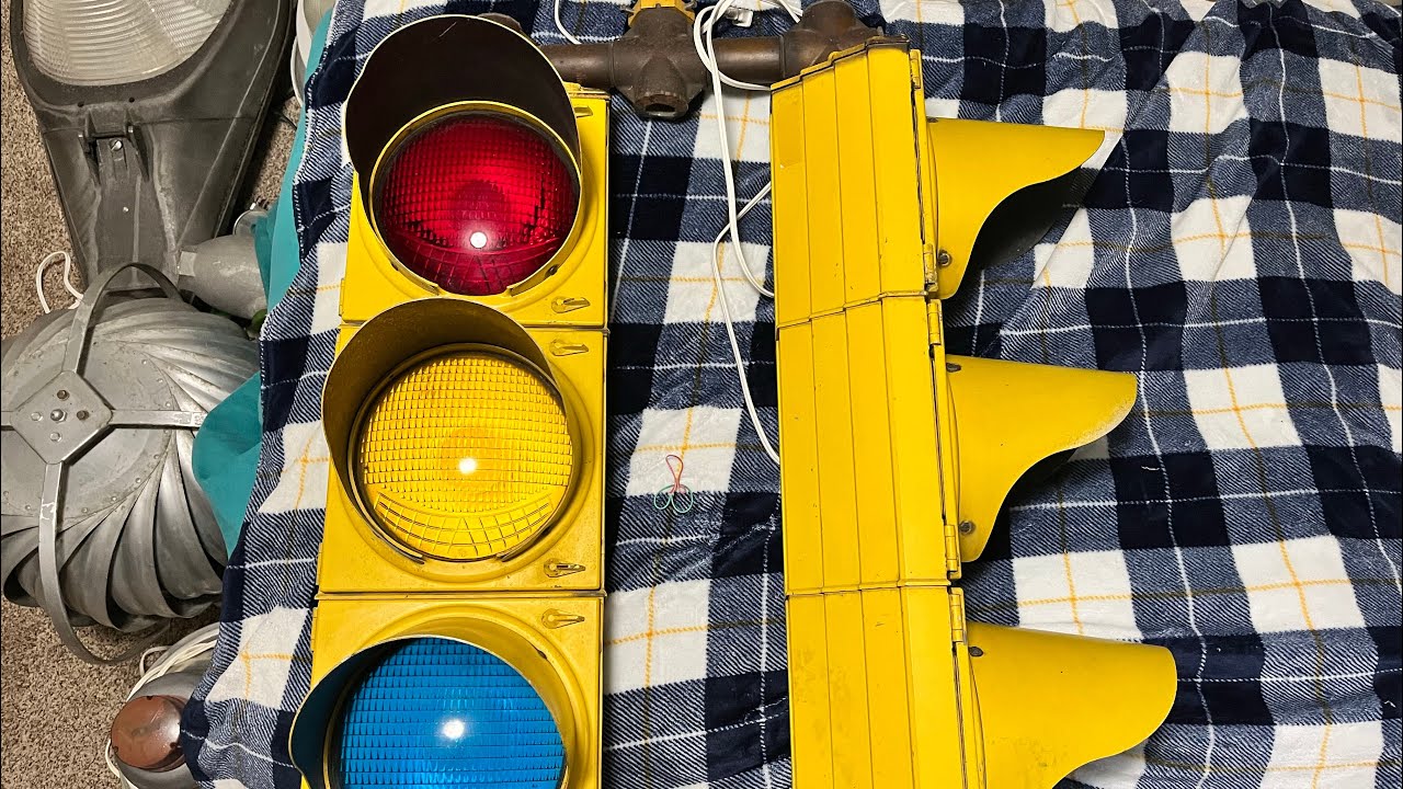 Trying to find my Crouse Hinds art deco traffic light