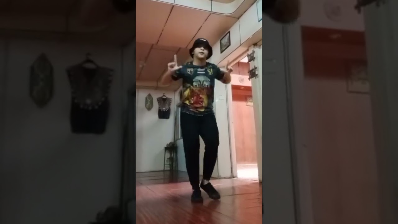 Jessi (제시) - 'ZOOM' - Dance cover (short ver. ) #zoomchallenge #jessi#dancecover #youtubeshorts
