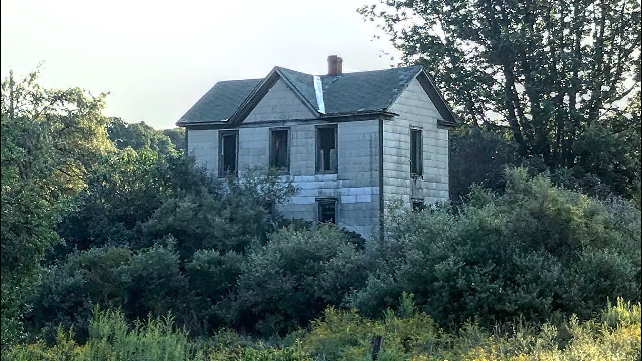 137 year old Forgotten House In the Mountains & Neat Stone Bridge