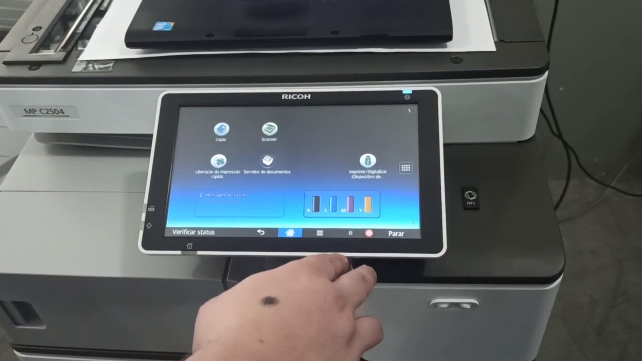 Como configurar o Wi-Fi nas Ricoh com painel Android