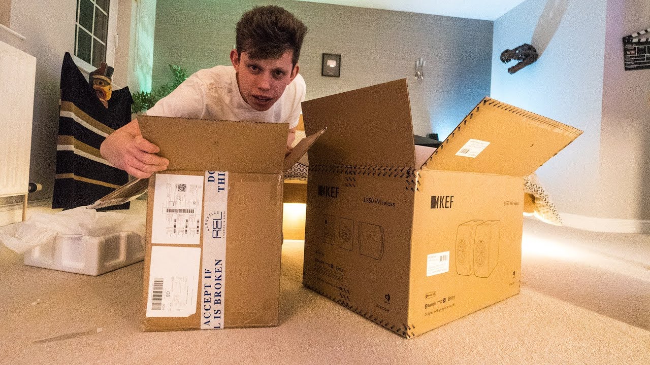 The Gaming Setup MAKEOVER! Unboxing NEW TOYS!