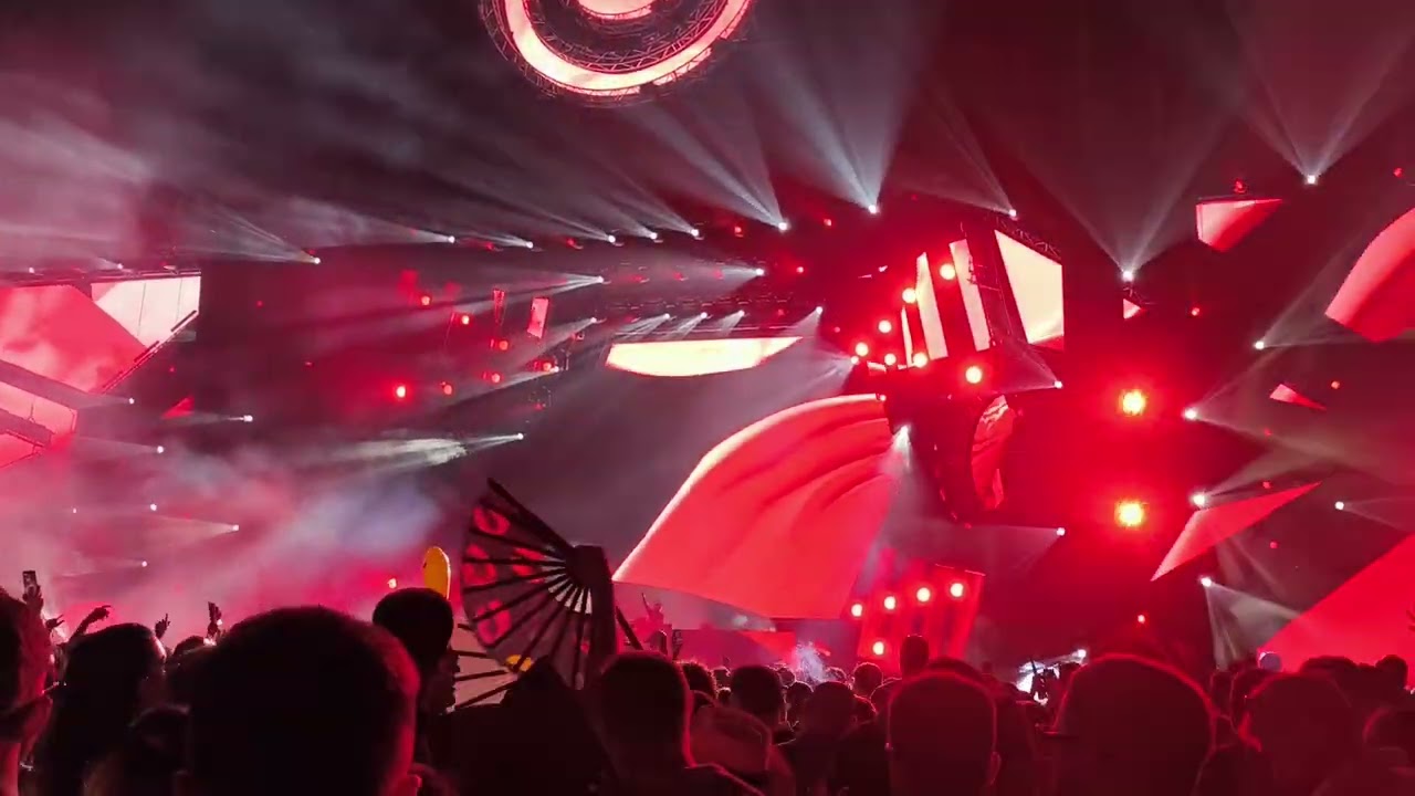 Main Stage Dia 2 Alesso part 3