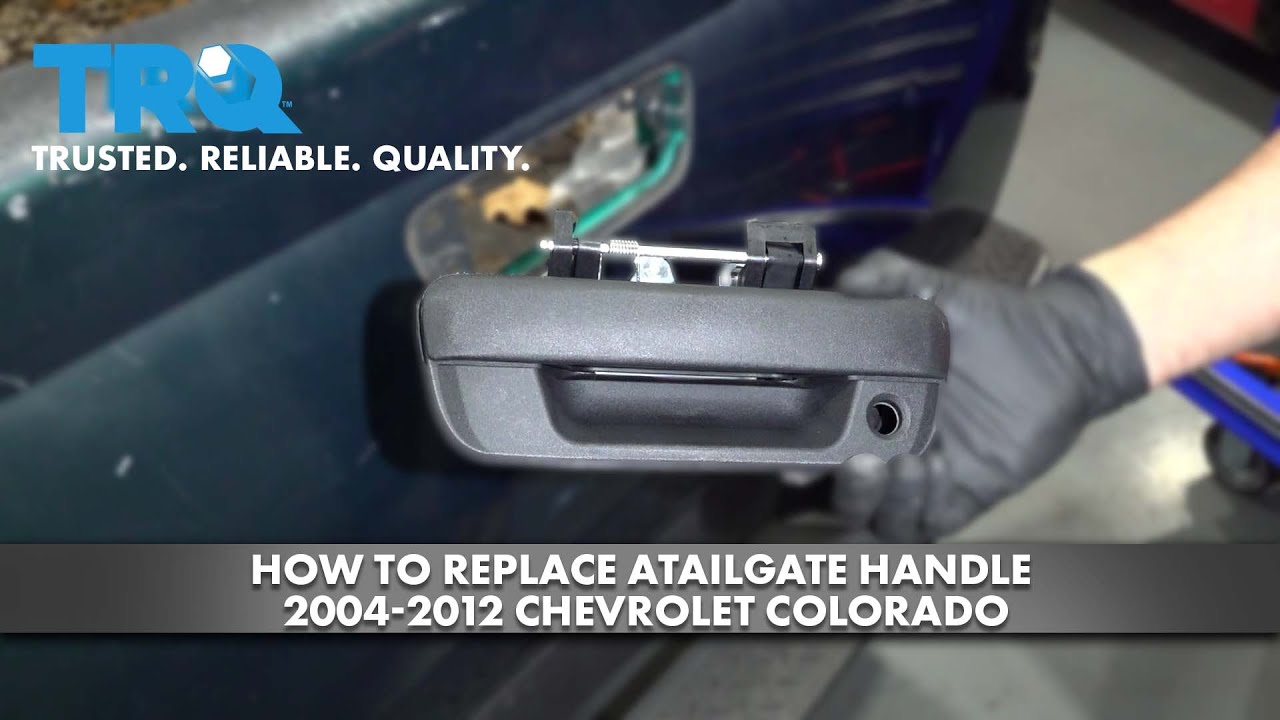 Как заменить ручку двери багажника на Chevrolet Colorado 2004-2012