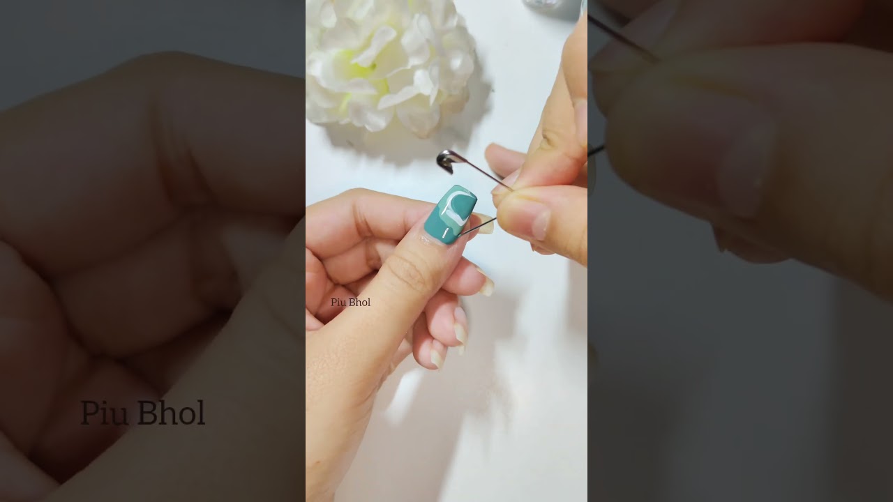 ✨🧷 Easy Nail Art with Safety Pin At Home 💅 🏡 #nailart #piubhol #shorts