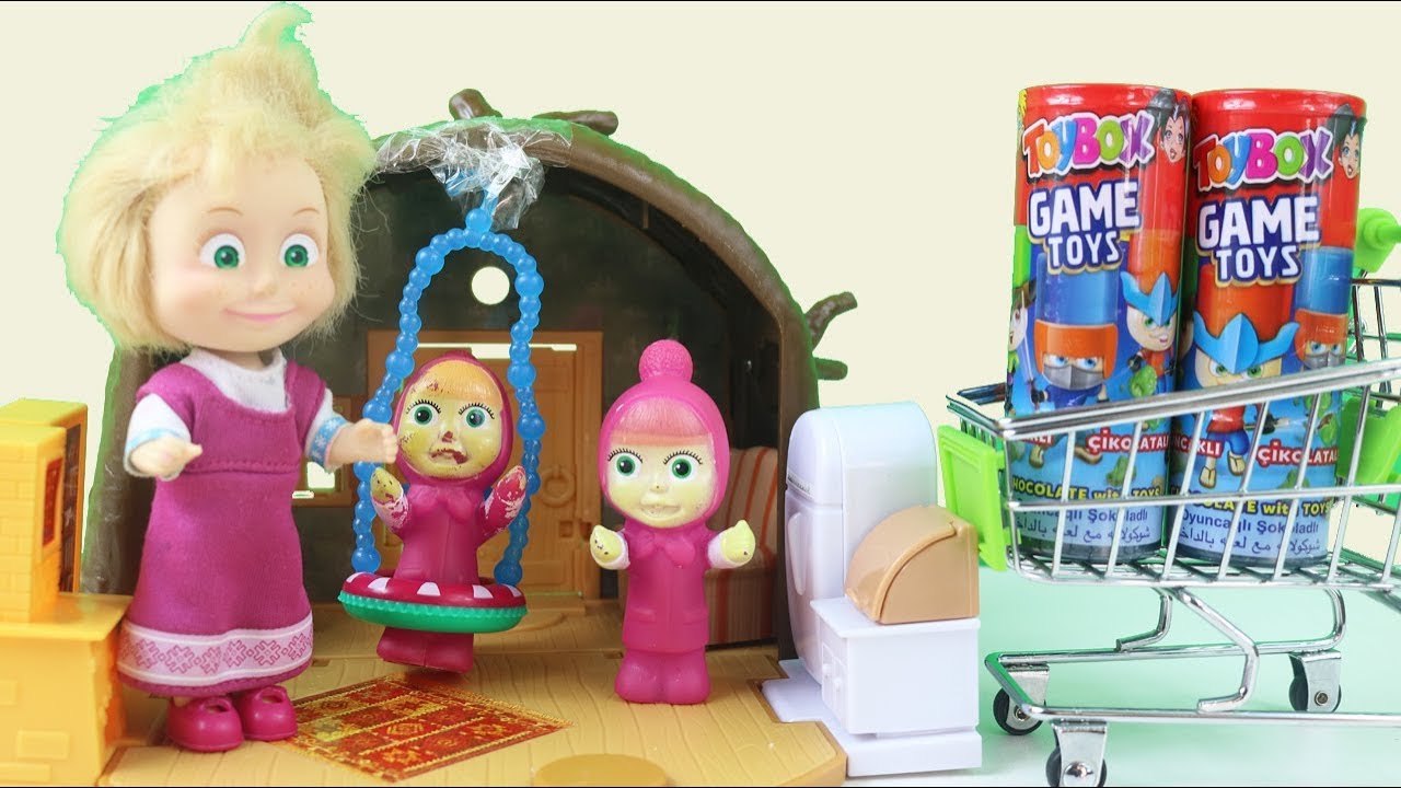 Maşa Bebek ToyBox Alıp Koca Ayının Evine Geliyor Küçük Kardeşleri Maşa Hepsini Açıyor