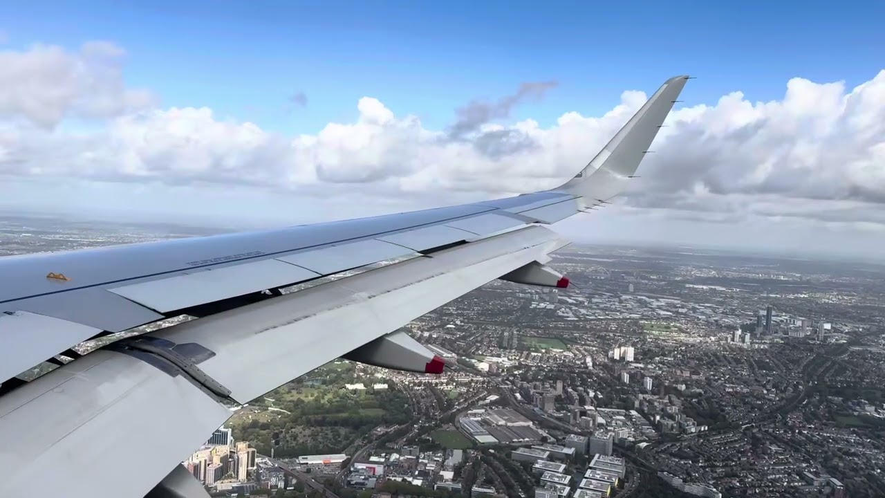 British Airways Airbus A320 landing in London-Heathrow | NAP-LHR
