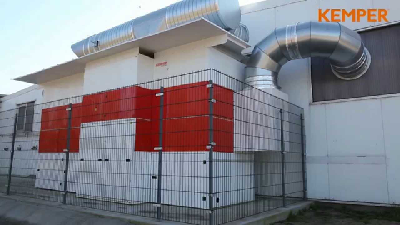 Welding school with welding booths and fume extraction