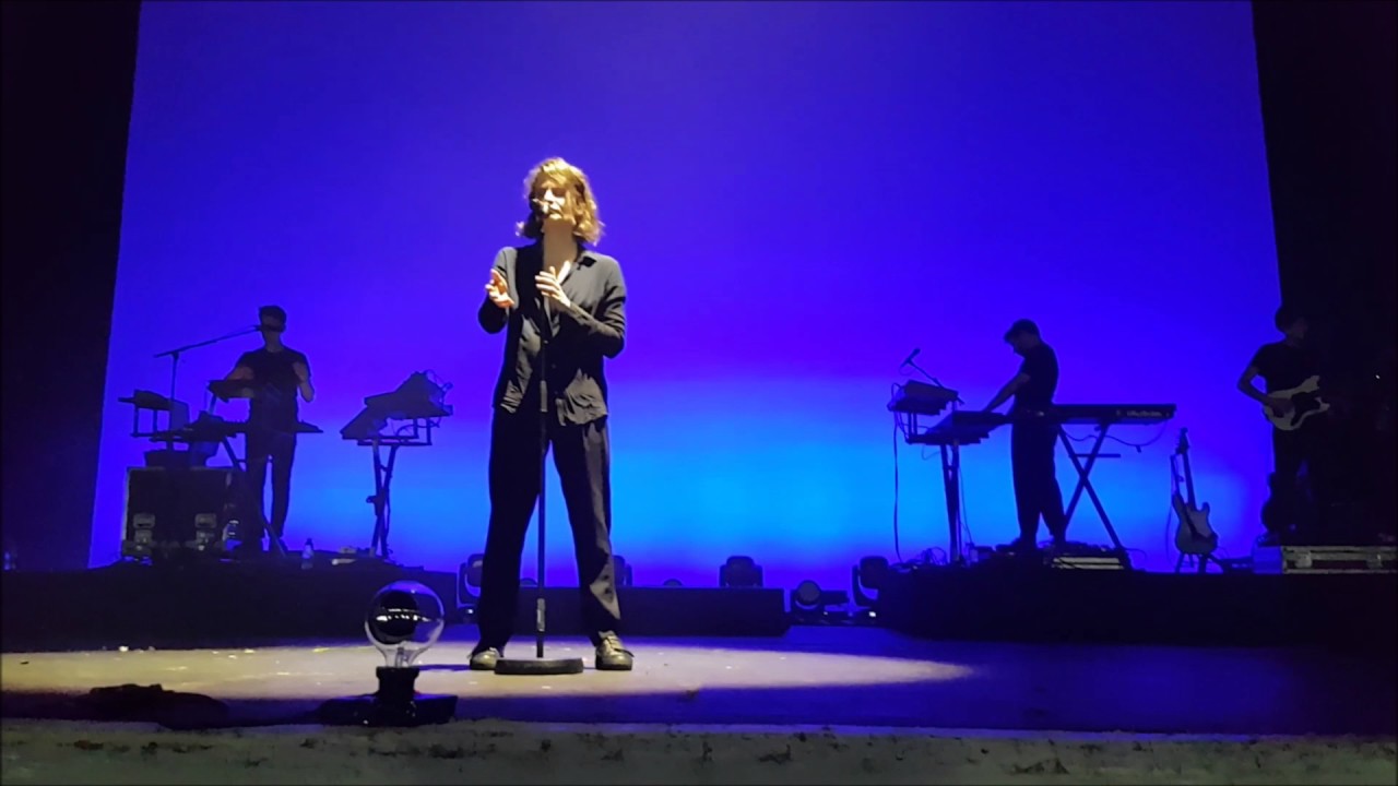 Christine and the Queens - Nuit 17 à 52 - Live London O2 Academy Brixton 02.11.2016