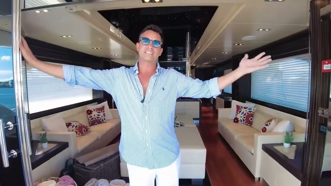 🚨 Ultimate Miami Yacht Charter Guide! 🛥️ Mr. Yachts Reveals his favorite Miami Charter Yacht🔥