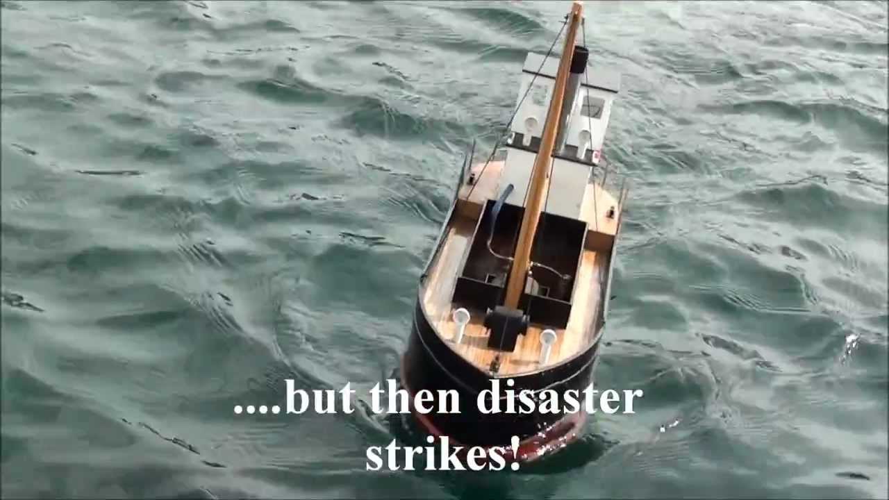WLCR: Live steam radio controlled Clyde Puffer model boat
