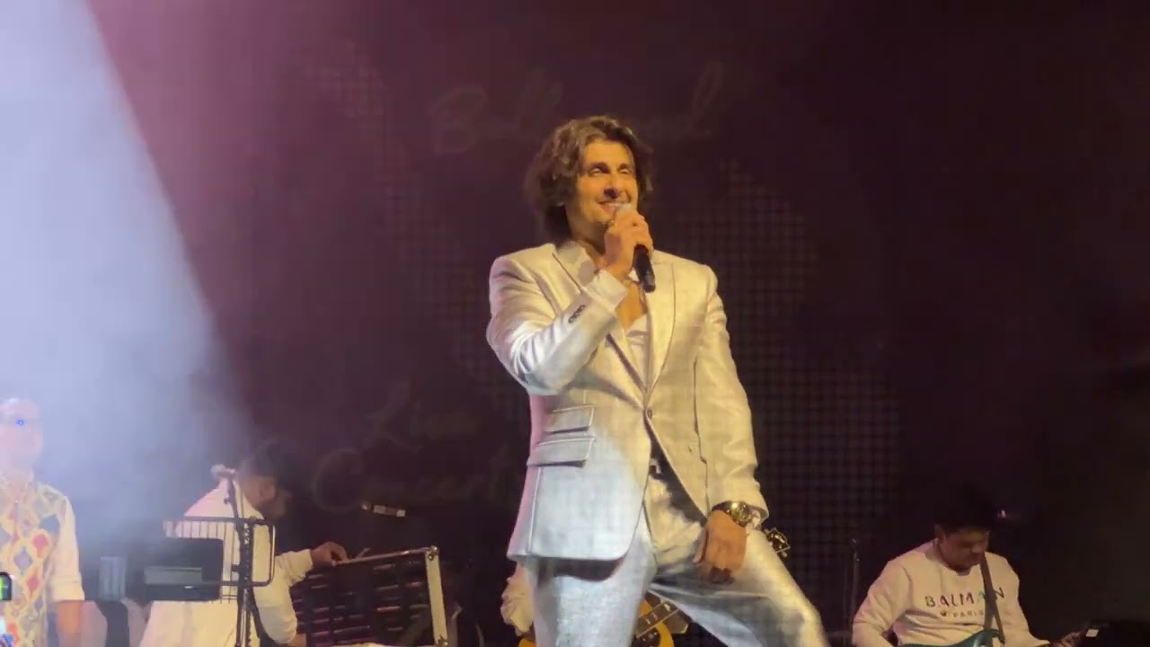 Suraj Hua Maddham By Sonu Nigam live in concert April 2023 UK Leicester London Wembley O2
