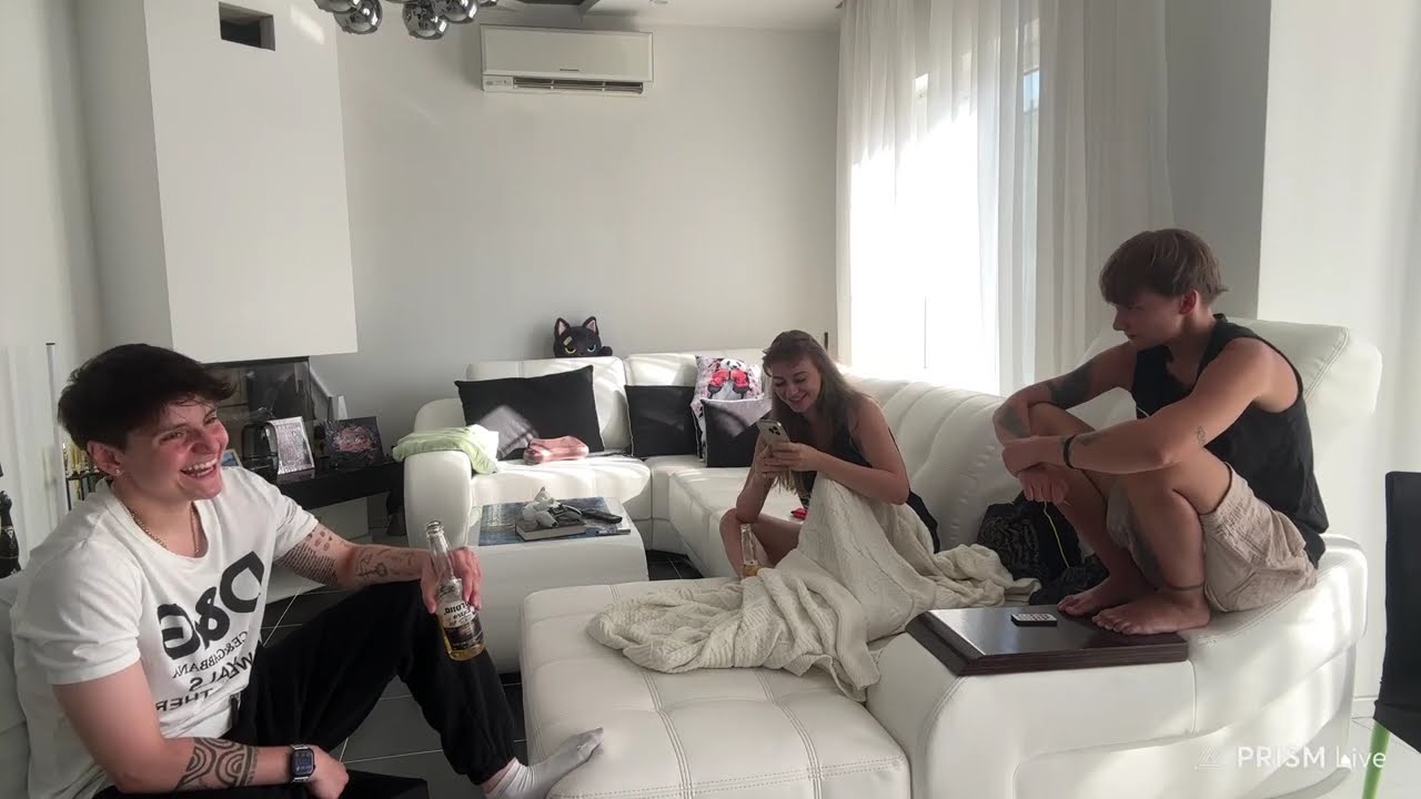 Stream twitch.tv от 09 июля 2025 / 1 часть @lazutchik_i  @akyla_lizzka