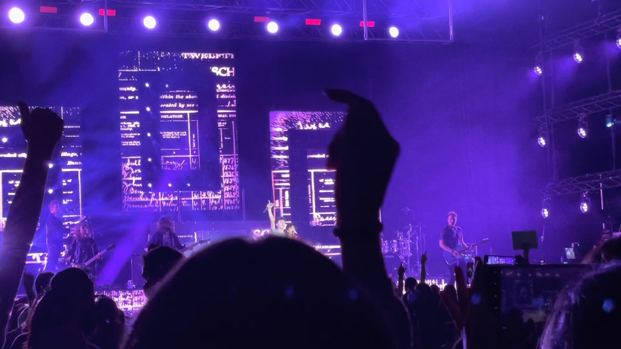 Tú foto del DNI - Concierto Aitana Bilbao con Marmi