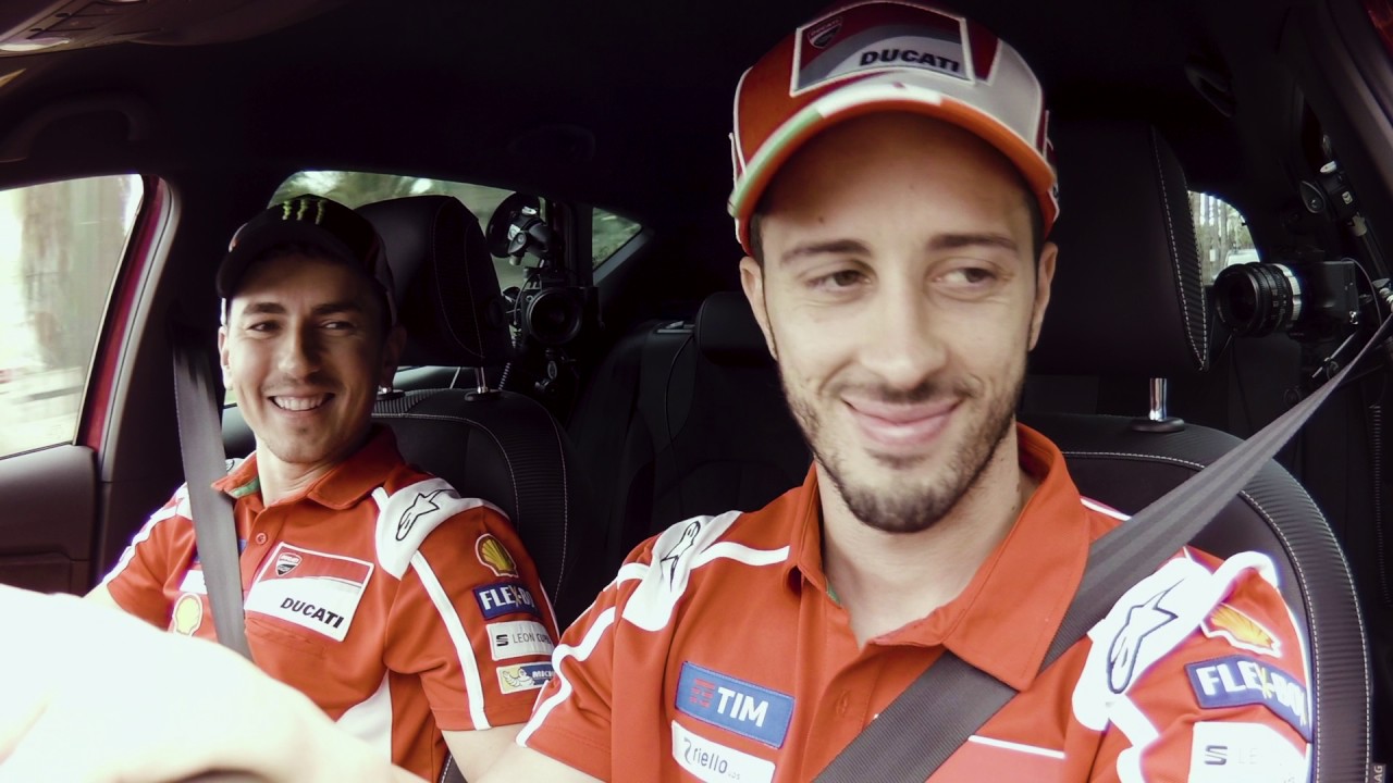 SEAT and Ducati fans surprised Jorge Lorenzo and Andrea Dovizioso | SEAT