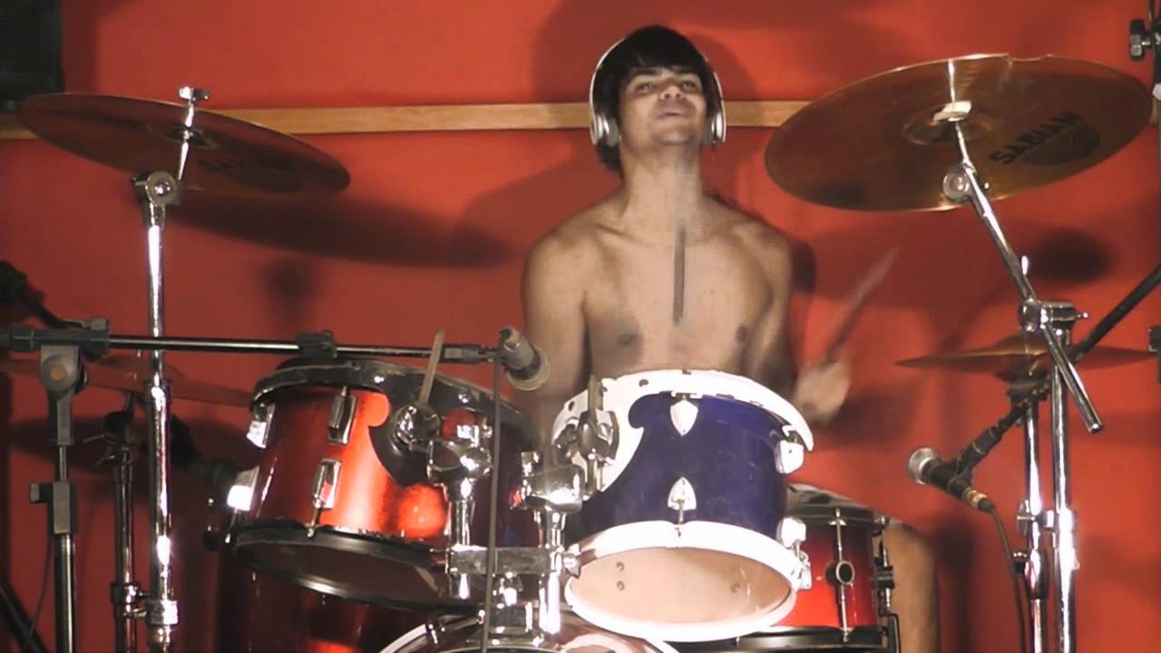 Bruno Pelloni & Maur&iacute;cio Morais - Linkin Park - Faint (Drum Cover)