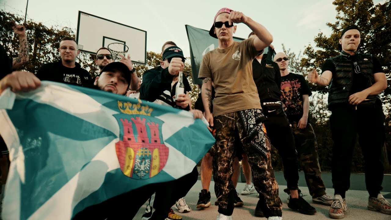 Kobik - BESTEVER (prod. Zzzipper) [Official Music Video]