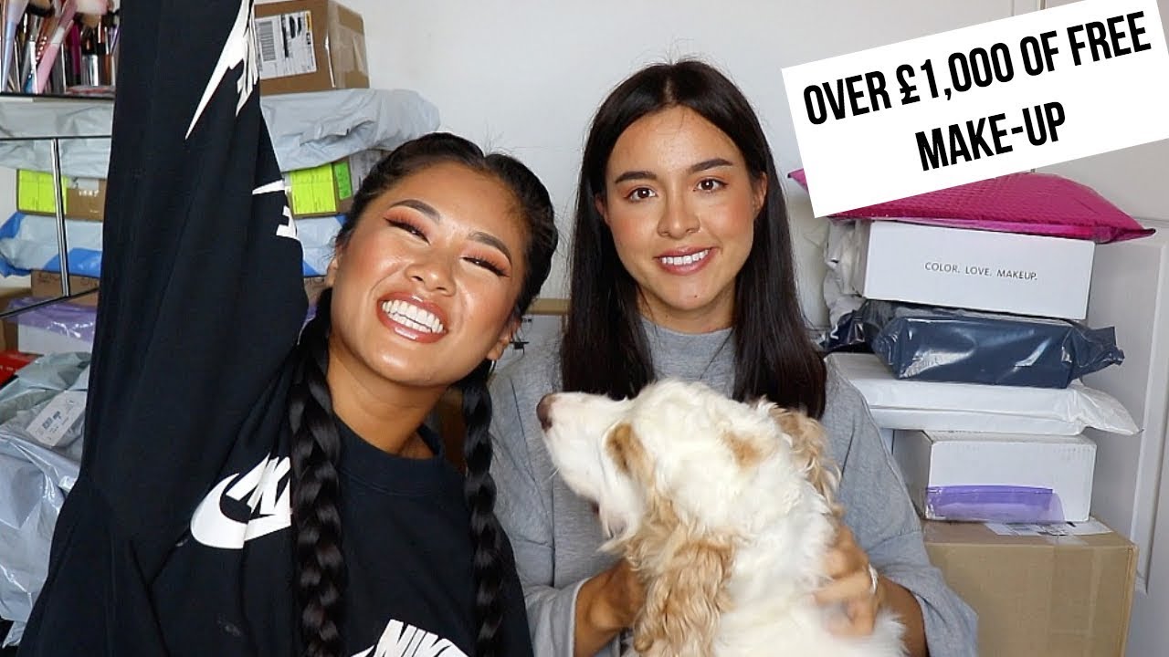 UNBOXING A LOT OF FREE MAKE UP 😍