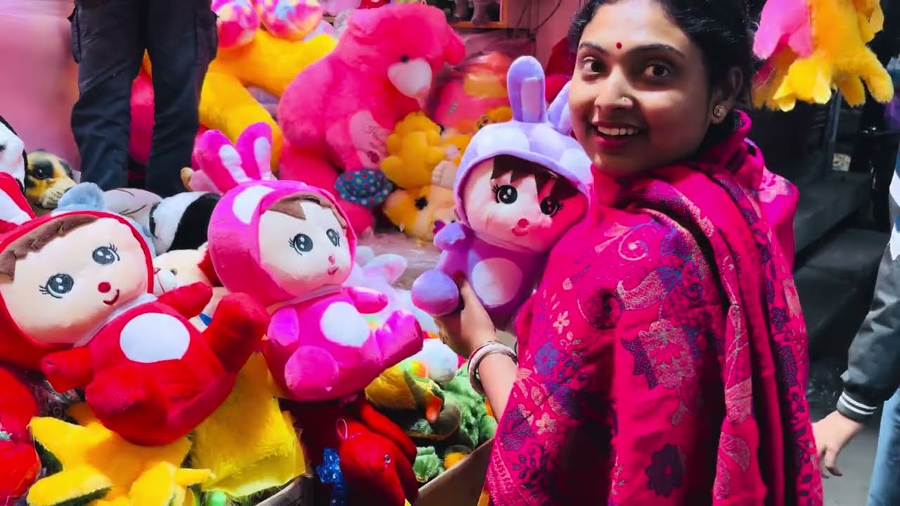 রিয়াকে নিয়ে বাজারে গেলাম 