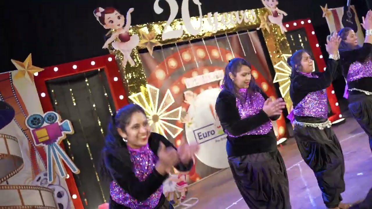 Mothers Dance